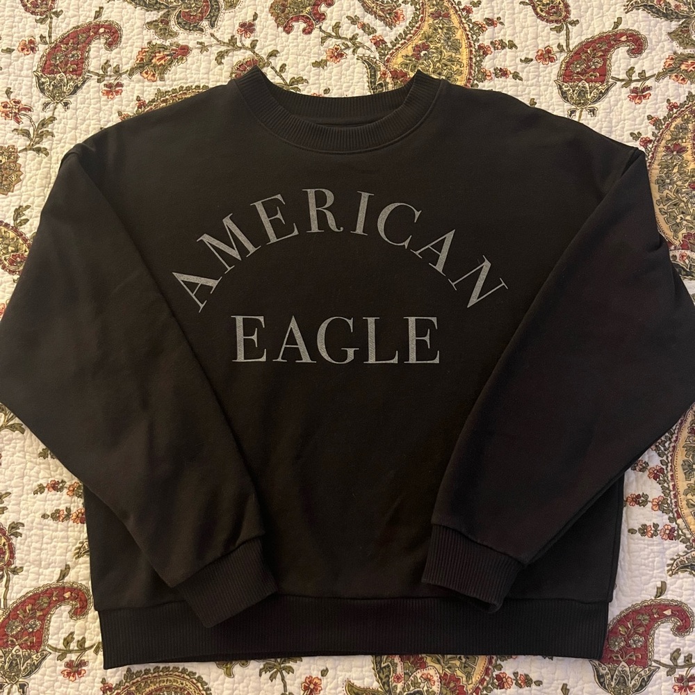 American Eagle Outfitters Black Crewneck